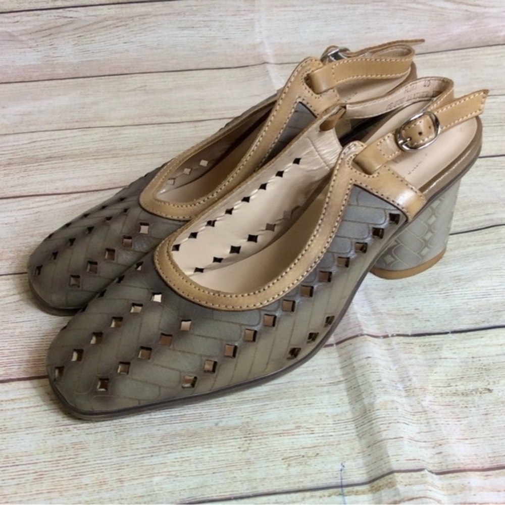 L’Artiste spring step Flirt gray slingback heels. Size 40. Size 9